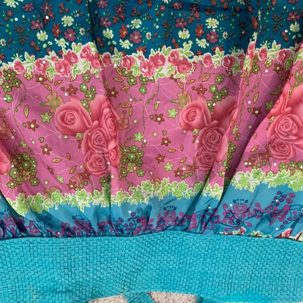 Flower Patterned Bag - Picture 2 of 6